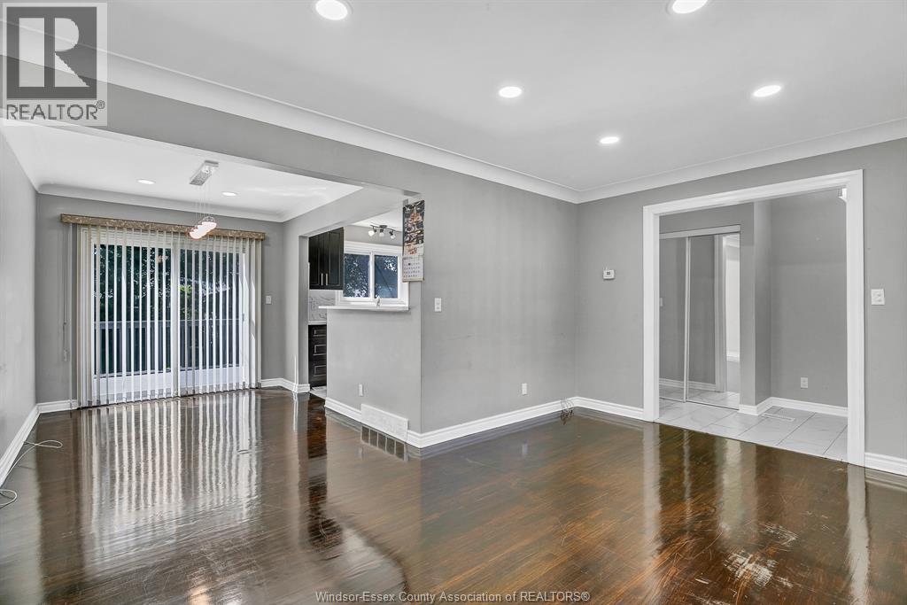 3964 WHITNEY AVENUE - 6