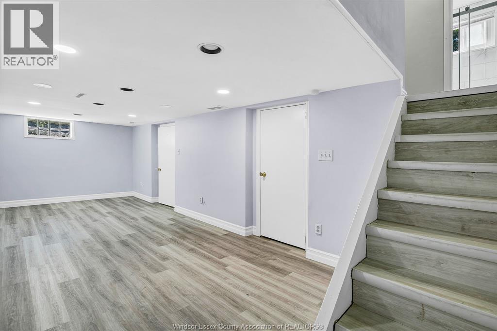 3964 WHITNEY AVENUE - 26