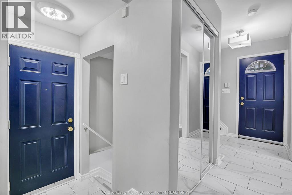 3964 WHITNEY AVENUE - 25
