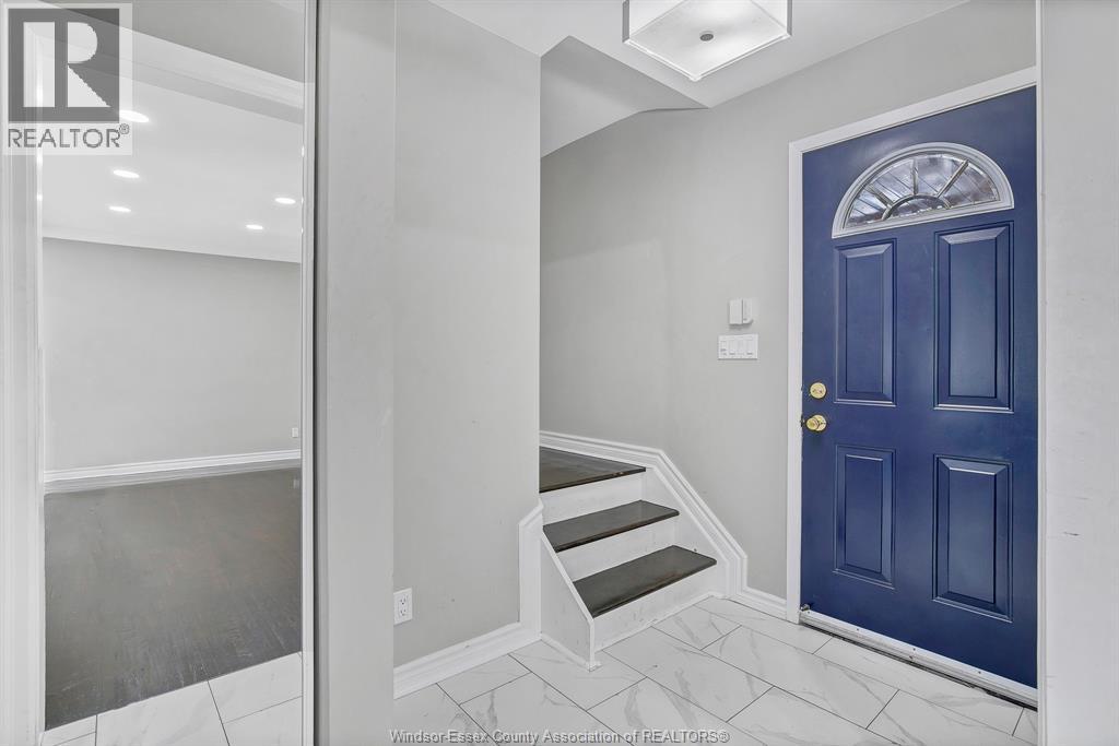 3964 WHITNEY AVENUE - 18