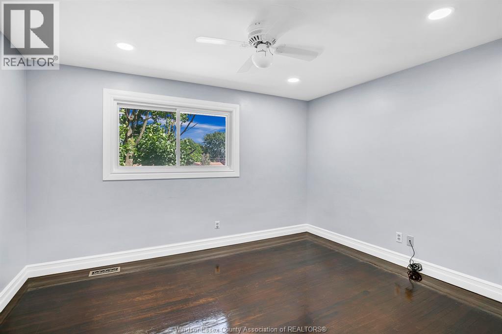 3964 WHITNEY AVENUE - 22
