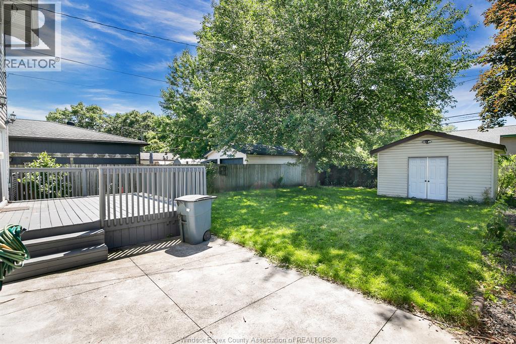 3964 WHITNEY AVENUE - 40