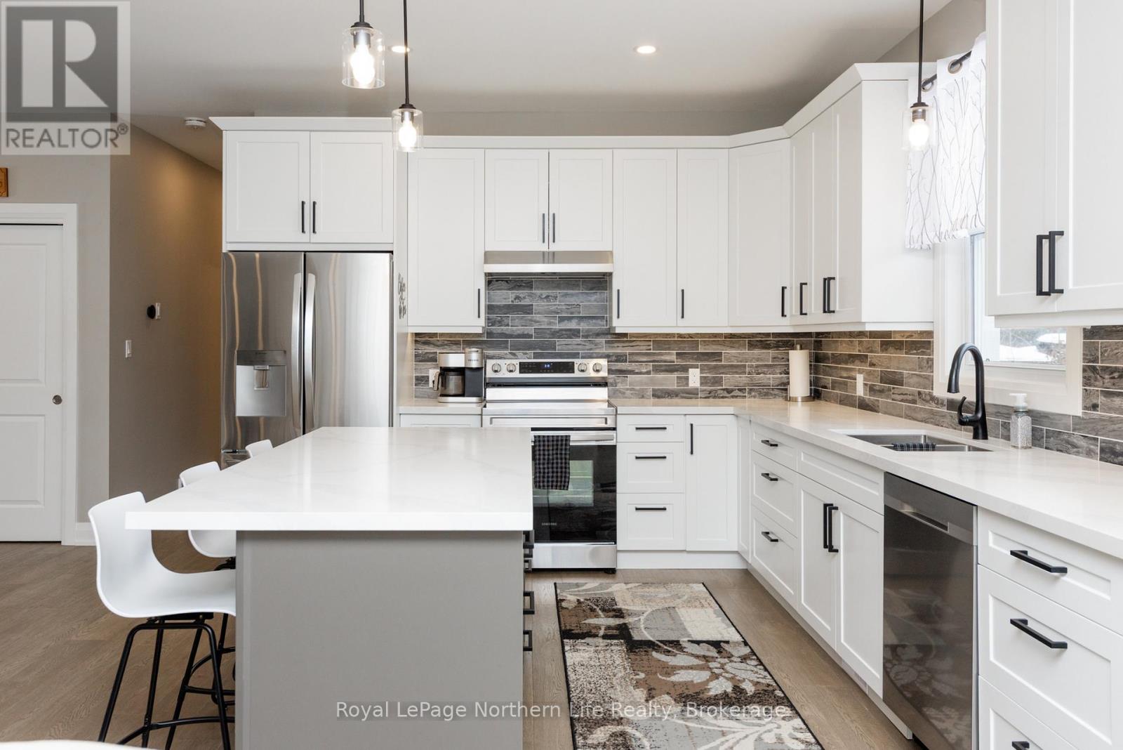 106 RIVERSIDE DRIVE - 12