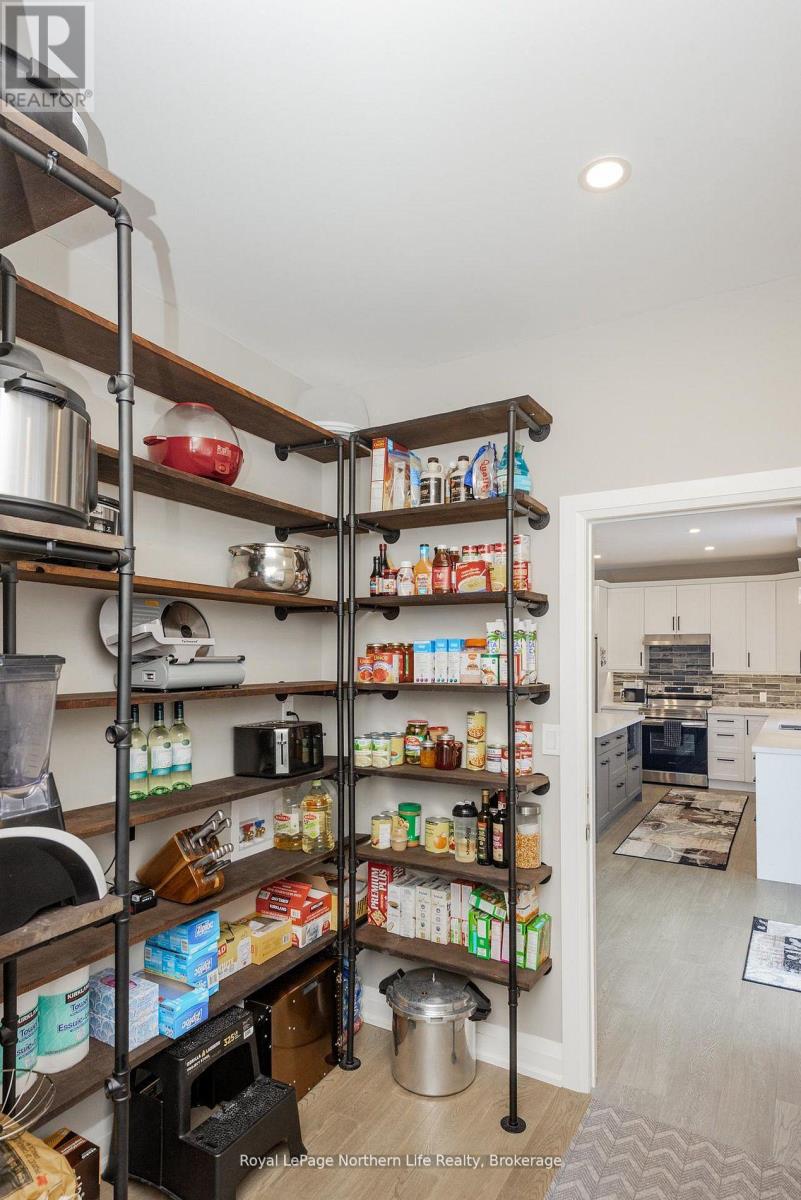 106 RIVERSIDE DRIVE - 14