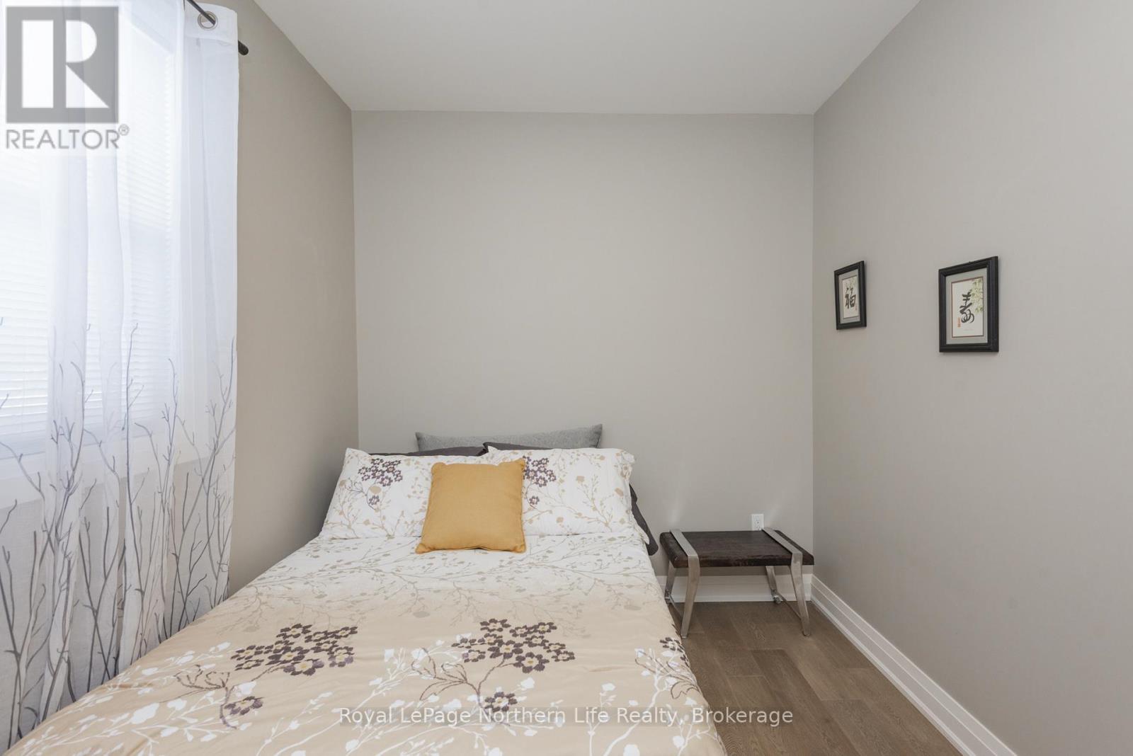 106 RIVERSIDE DRIVE - 21