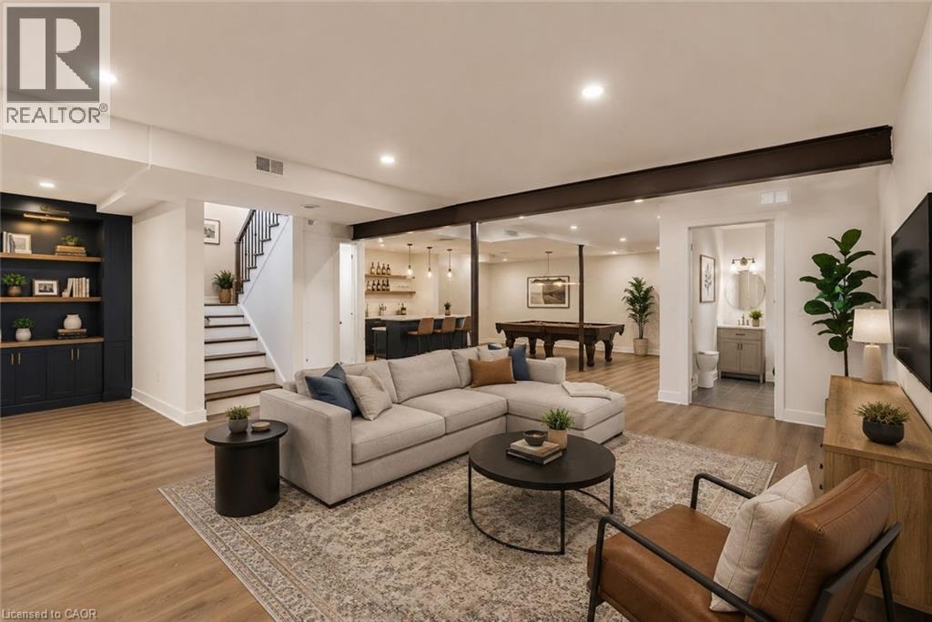 647 CEDAR Avenue - 41