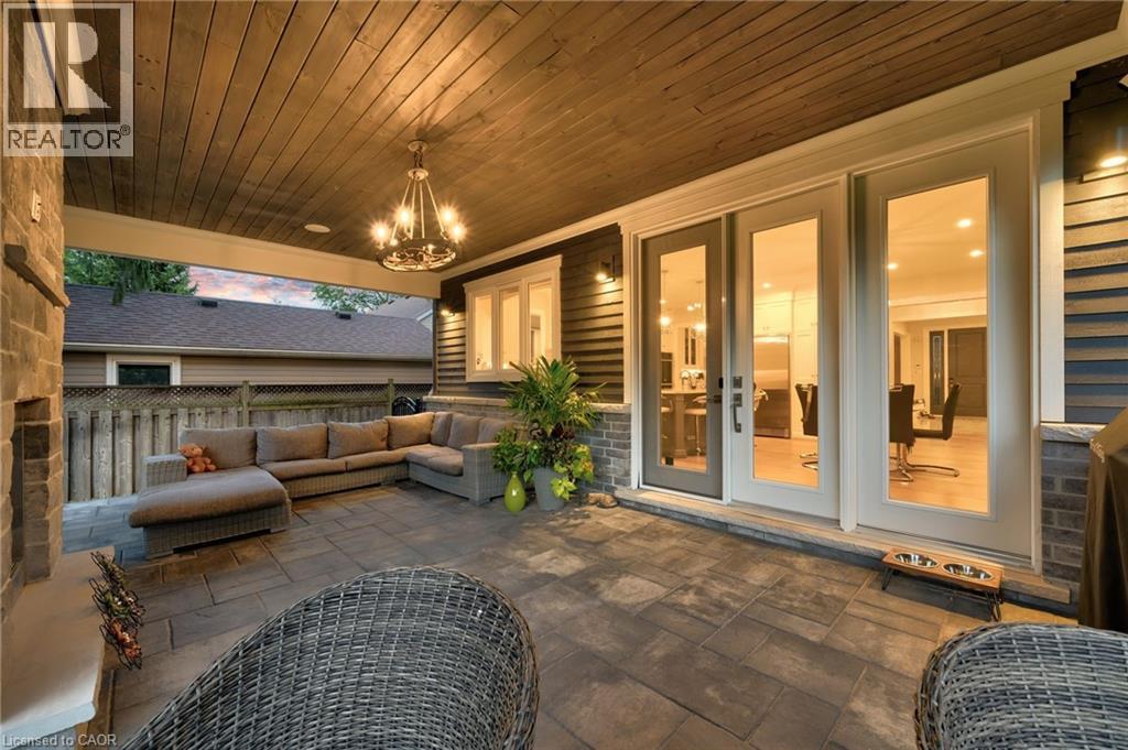 647 CEDAR Avenue - 44