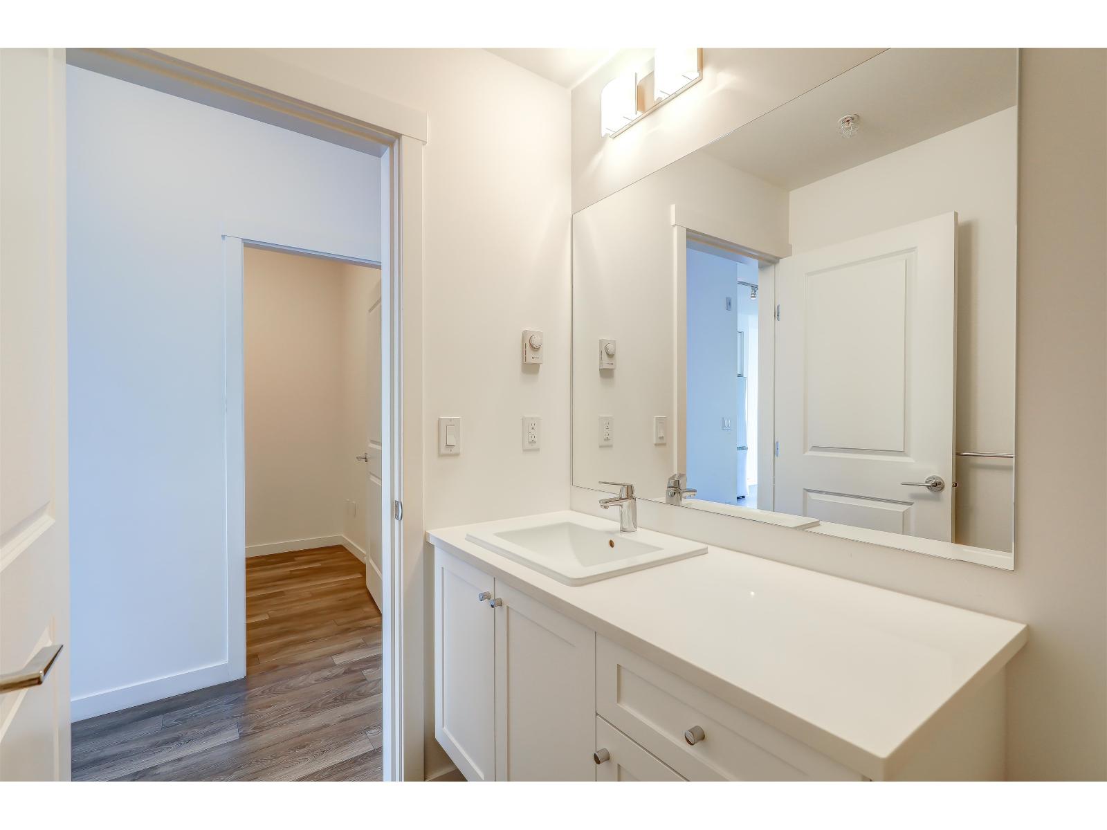 1 Bed, 1 Bath Apartment for Sale in Surrey – 215 15825 85 AVENUE, Surrey – MLS# R3133086 - Image 15