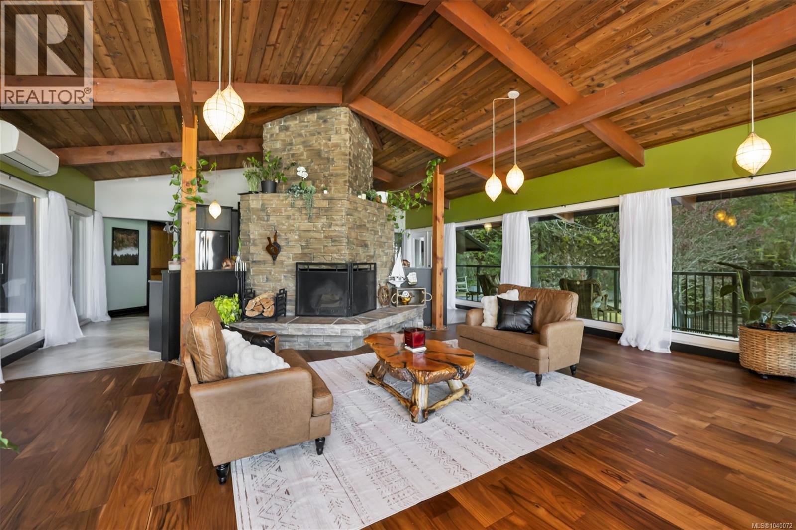 6156 Genoa Bay Rd - 16