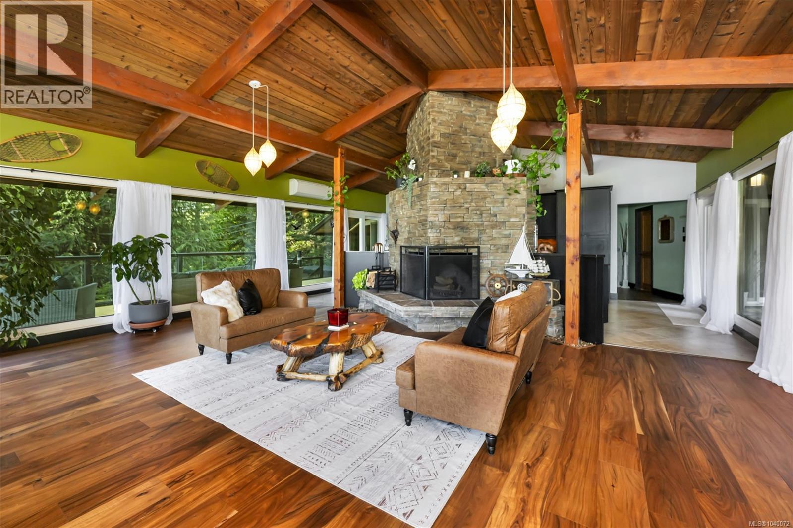 6156 Genoa Bay Rd - 17