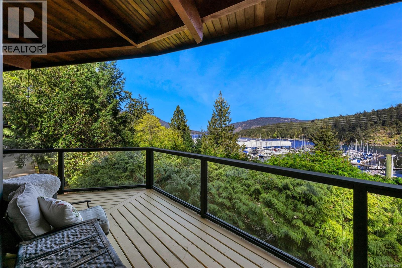 6156 Genoa Bay Rd - 21
