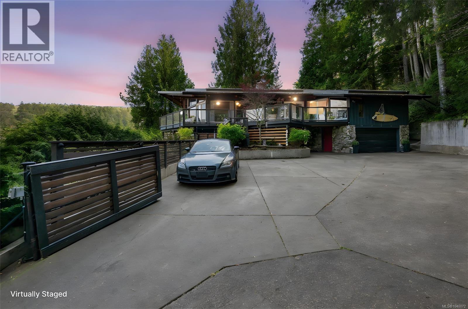 6156 Genoa Bay Rd - 7
