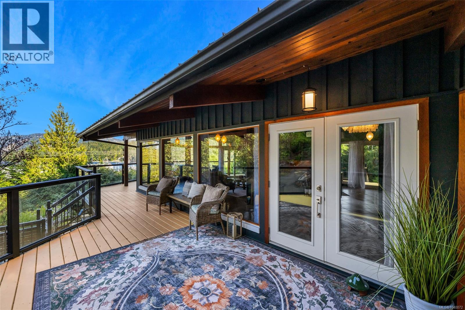 6156 Genoa Bay Rd - 9
