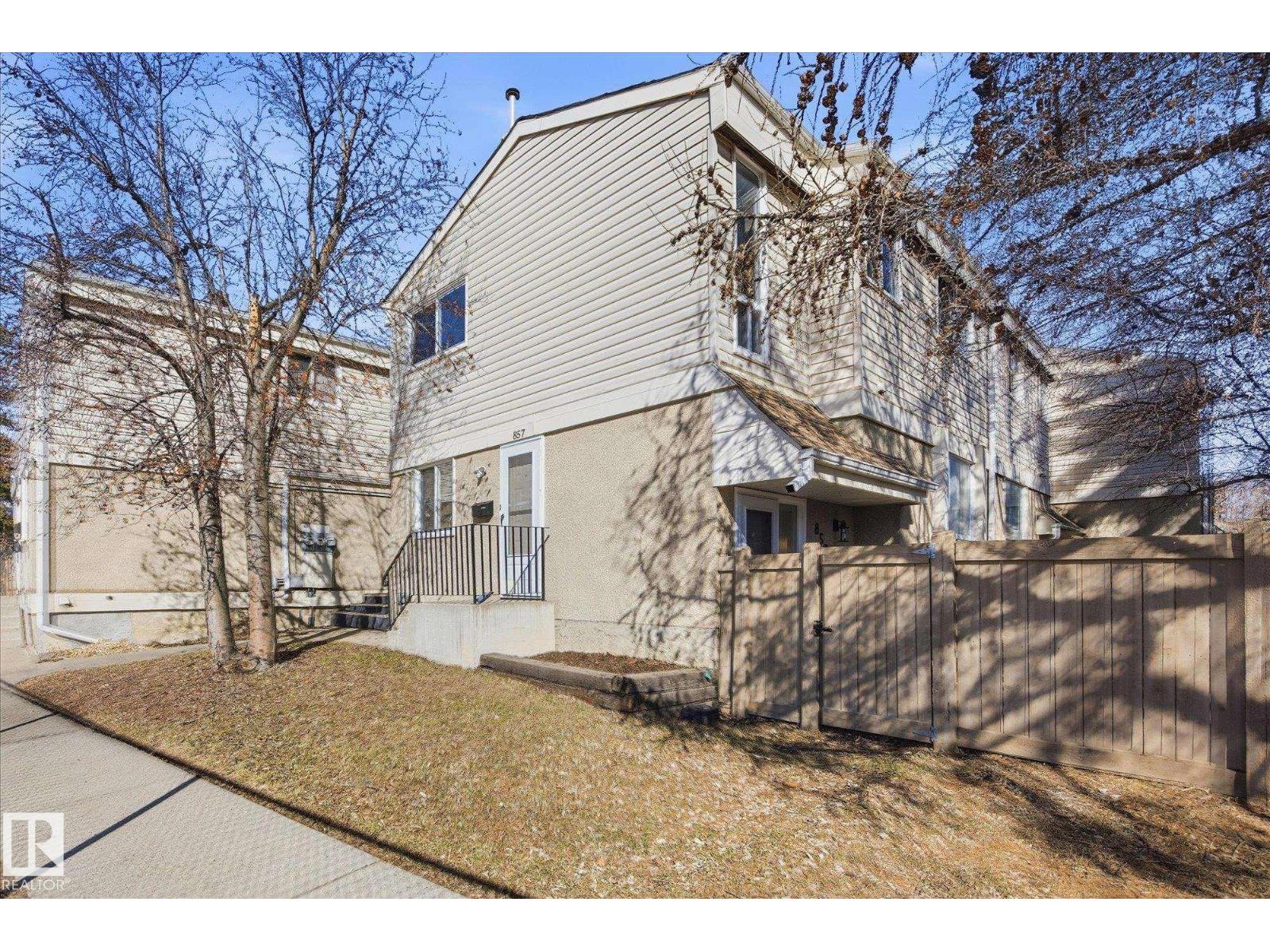 857 ERIN PL NW - photo 4