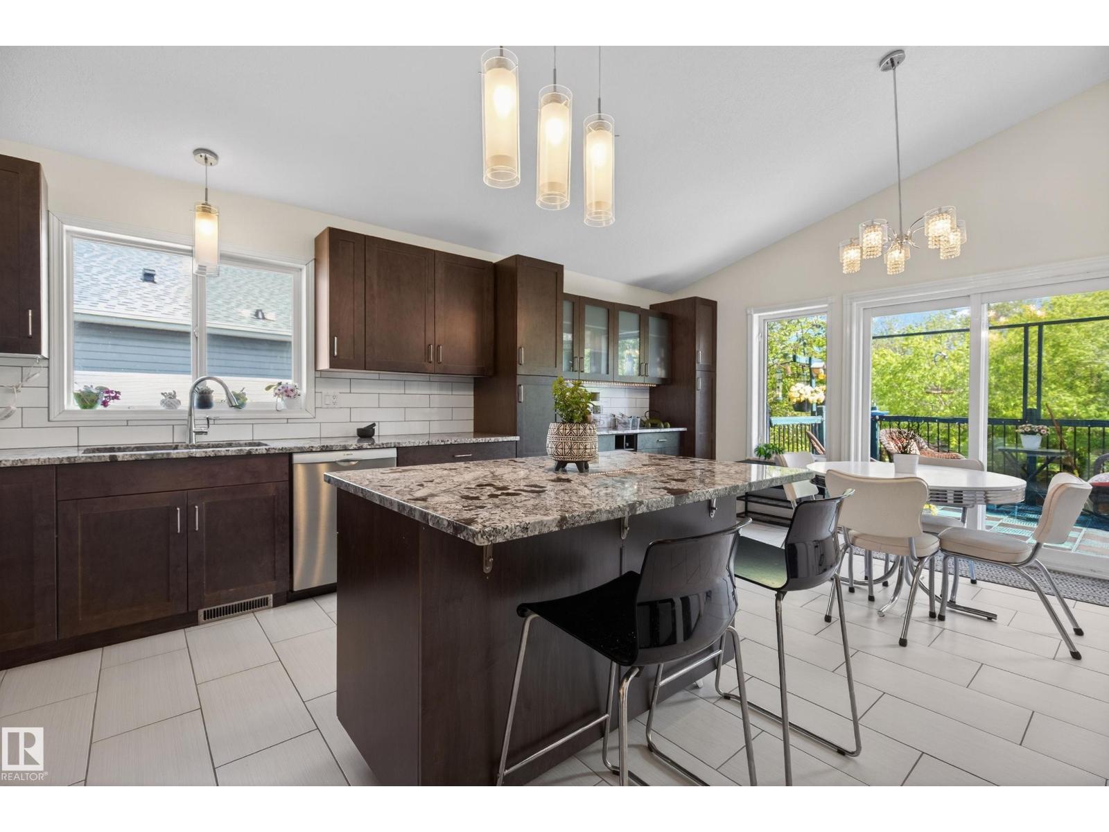 5139 Sportsview DR — photo 8