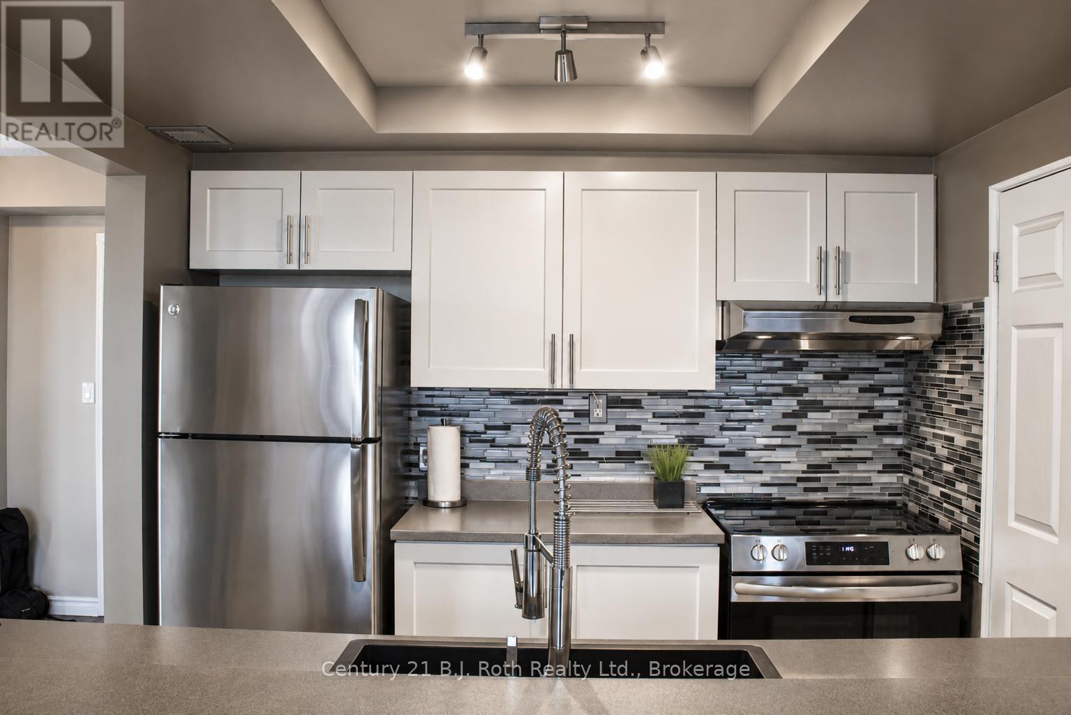 331 GRANDVIEW HILLTOP DRIVE - 10