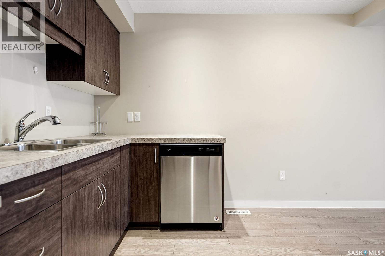 #12 5762 Gordon ROAD - 14