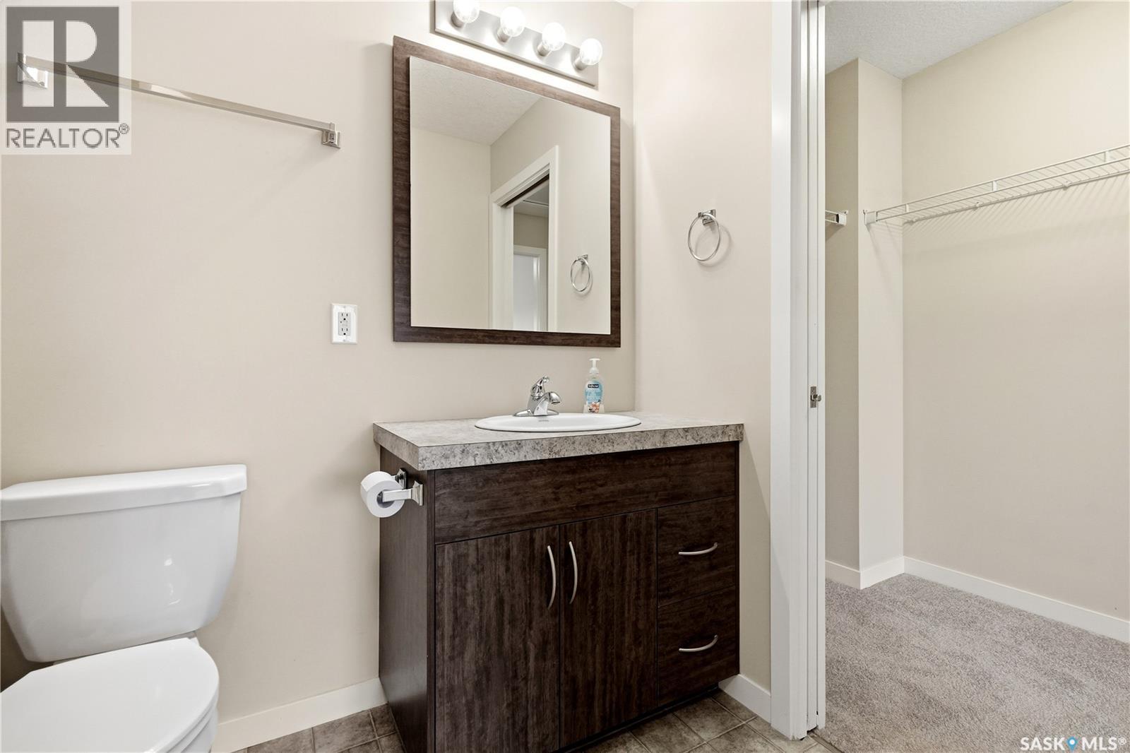 #12 5762 Gordon ROAD - 23