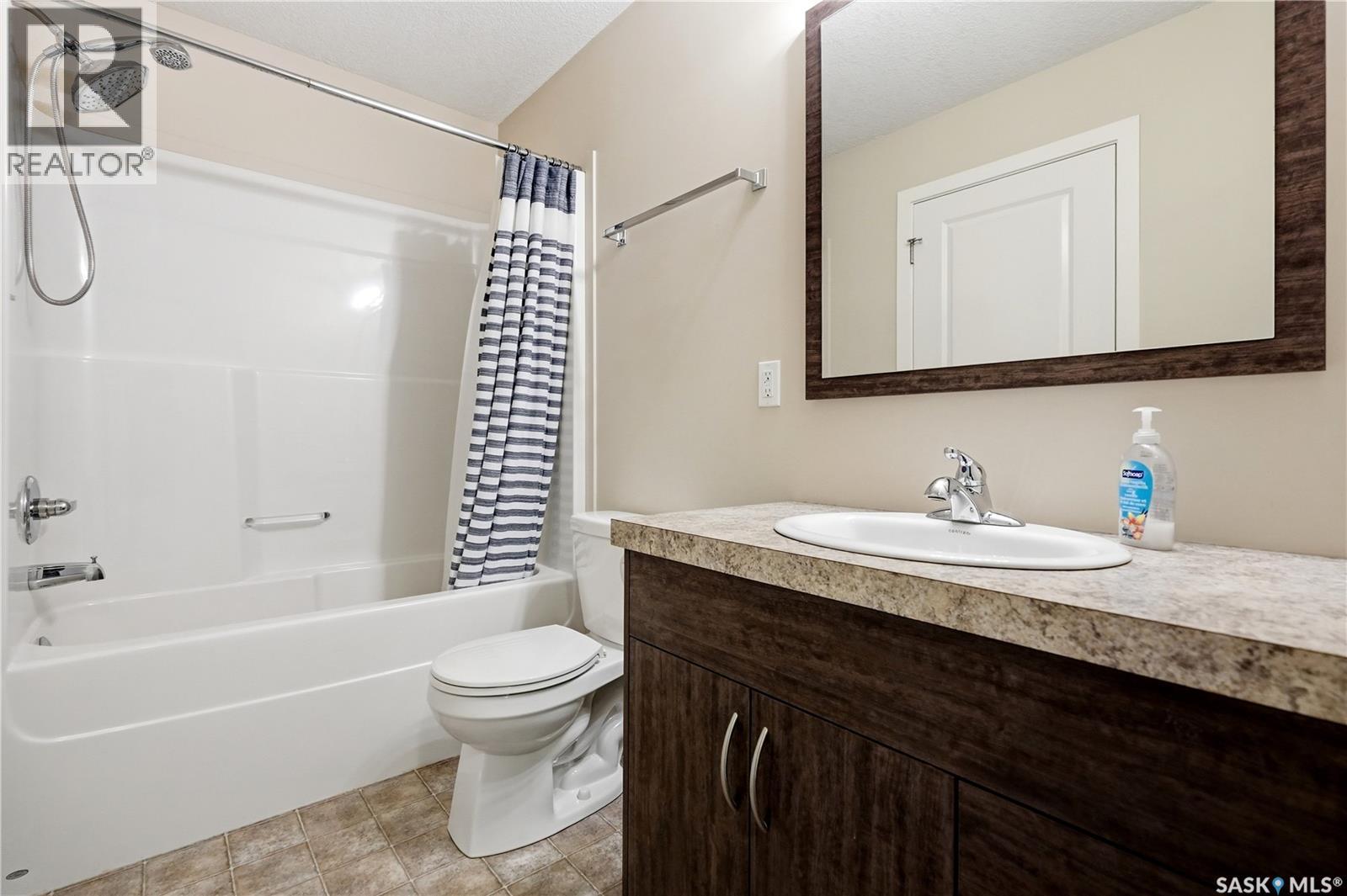 #12 5762 Gordon ROAD - 24