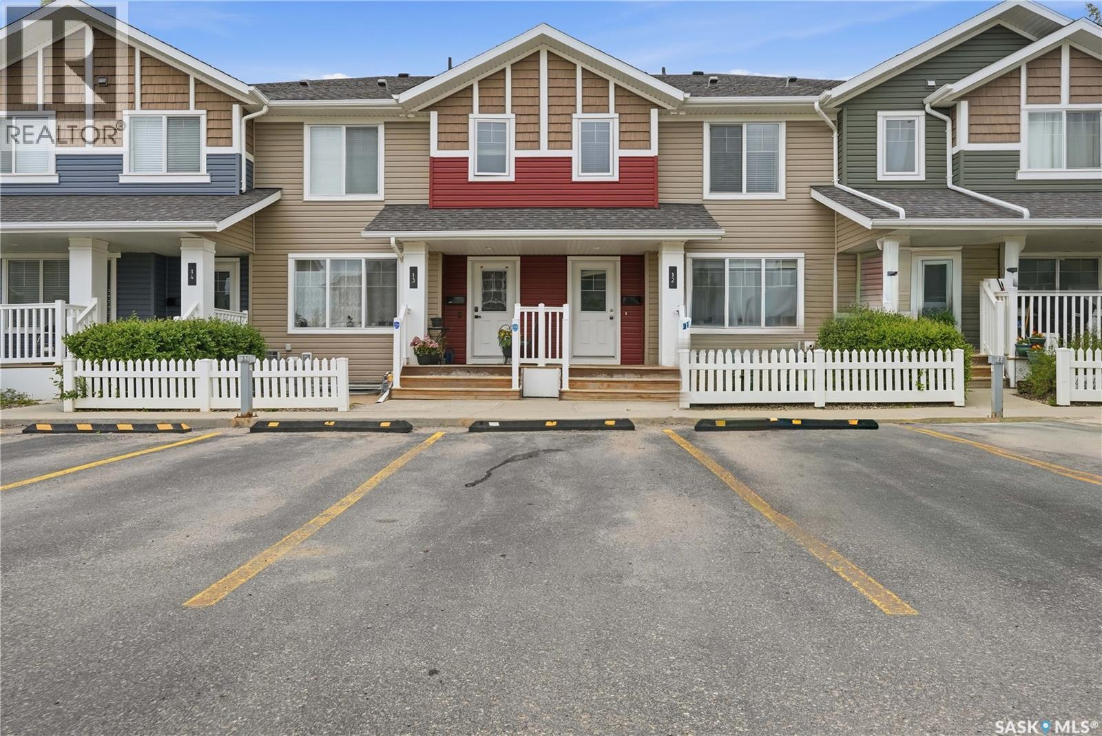 #12 5762 Gordon ROAD - 3