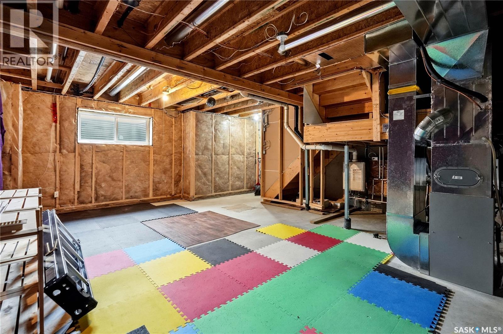 #12 5762 Gordon ROAD - 30