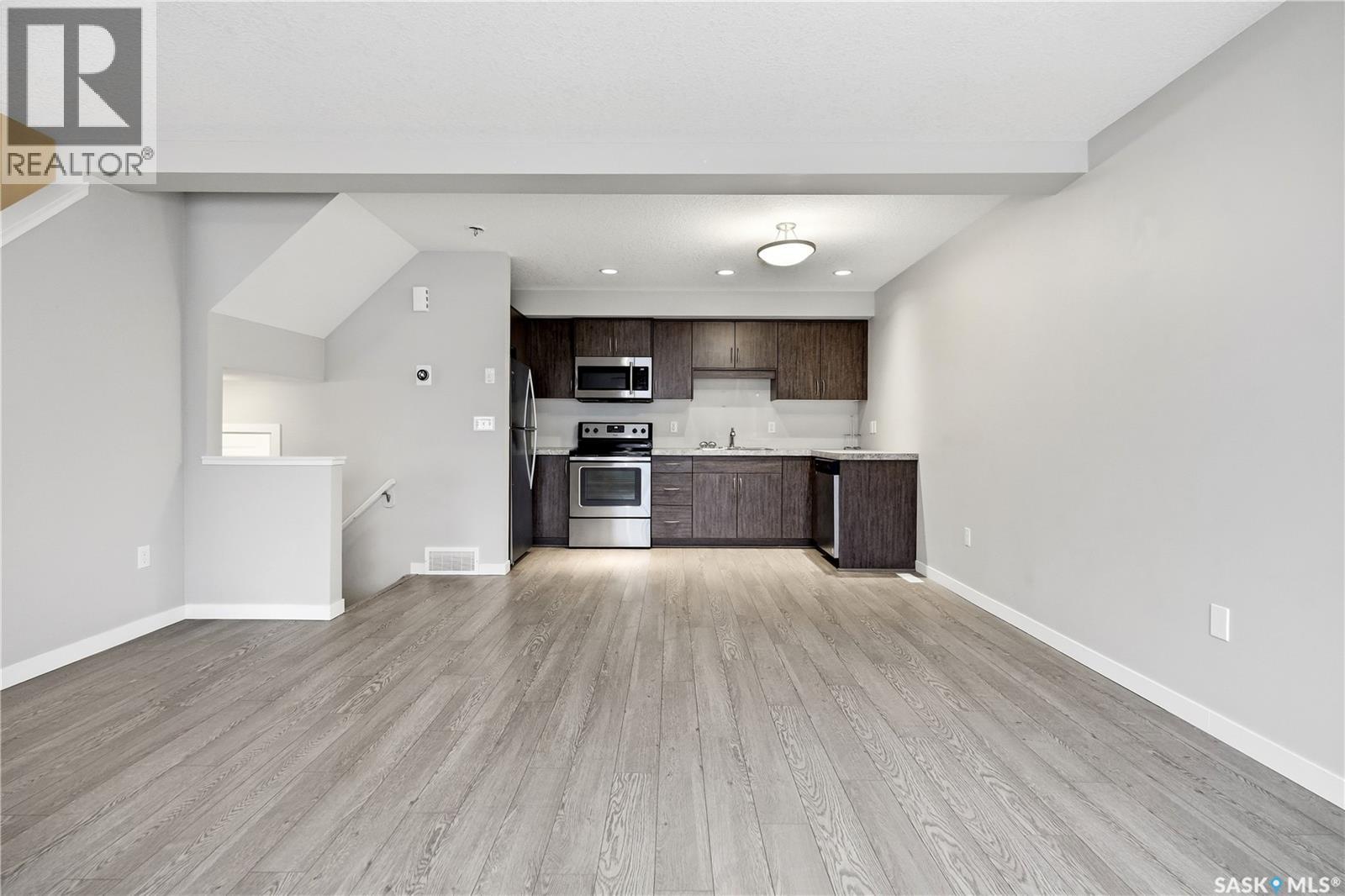 #12 5762 Gordon ROAD - 6