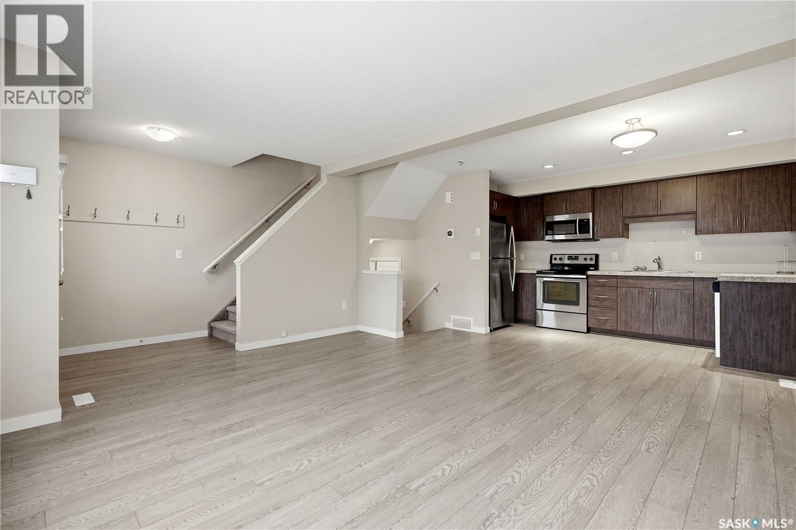 #12 5762 Gordon ROAD - 7
