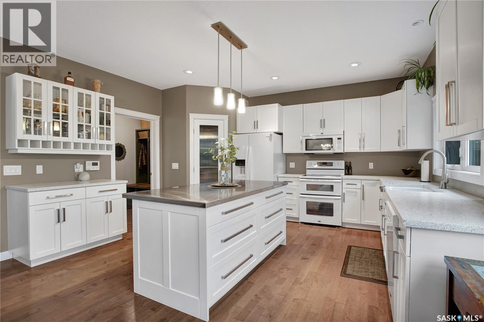 312 Columbus COURT - photo 5