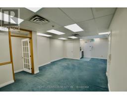 303 - 1315 Lawrence Avenue E, Toronto, ON M3A3R3 Photo 7