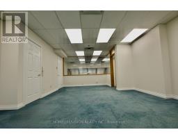 303 - 1315 Lawrence Avenue E, Toronto, ON M3A3R3 Photo 9