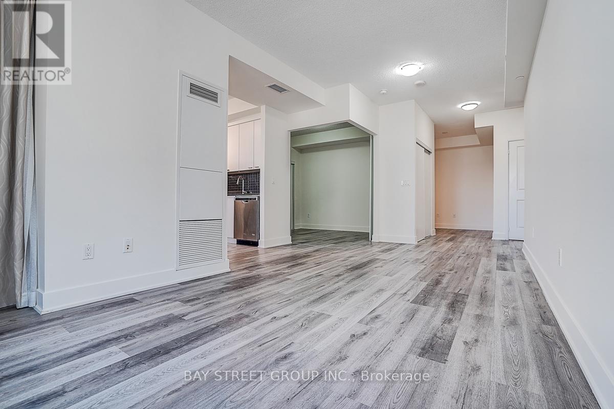#308 88 SHEPPARD AVENUE E - 13
