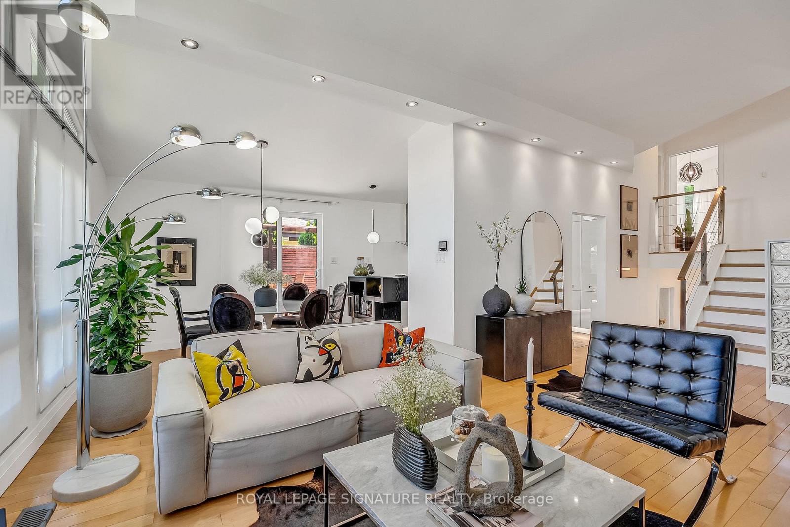 17 KESTELL LANE - 10