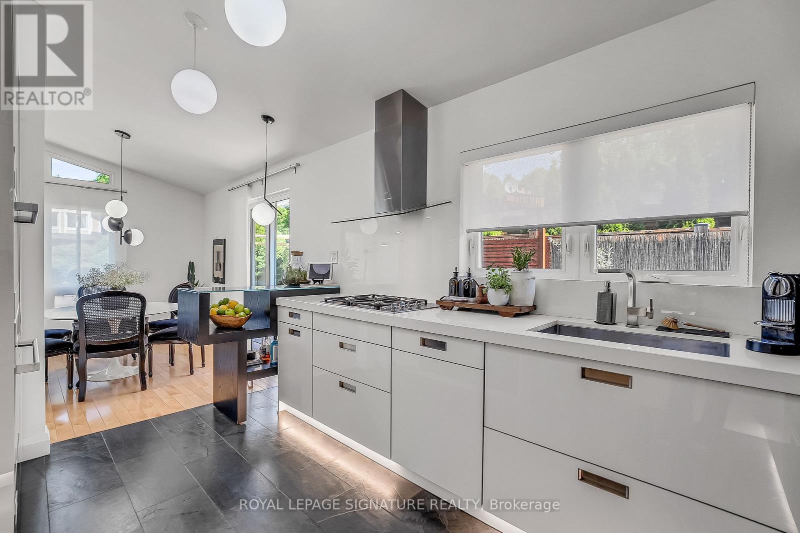 17 KESTELL LANE - 14
