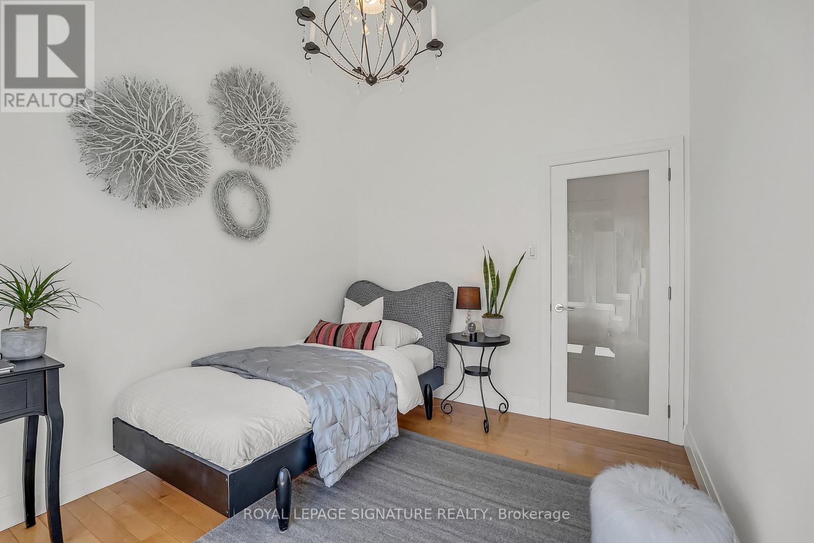 17 KESTELL LANE - 20