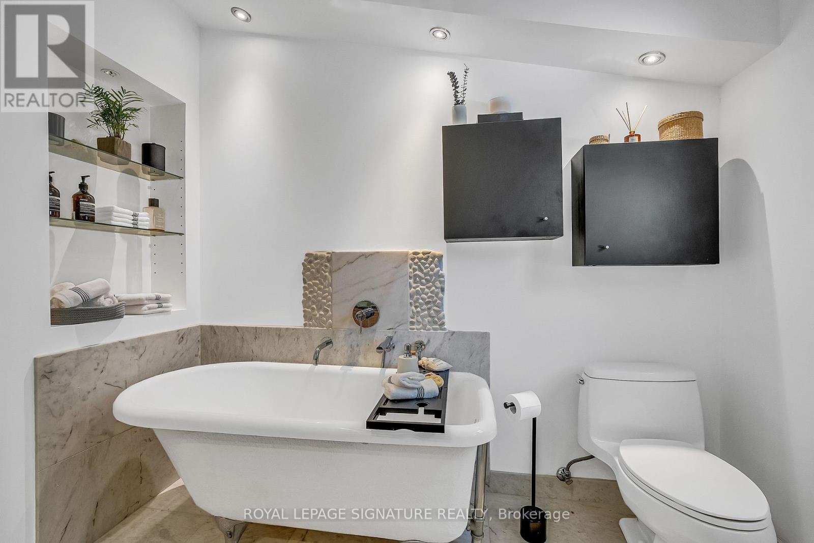 17 KESTELL LANE - 24