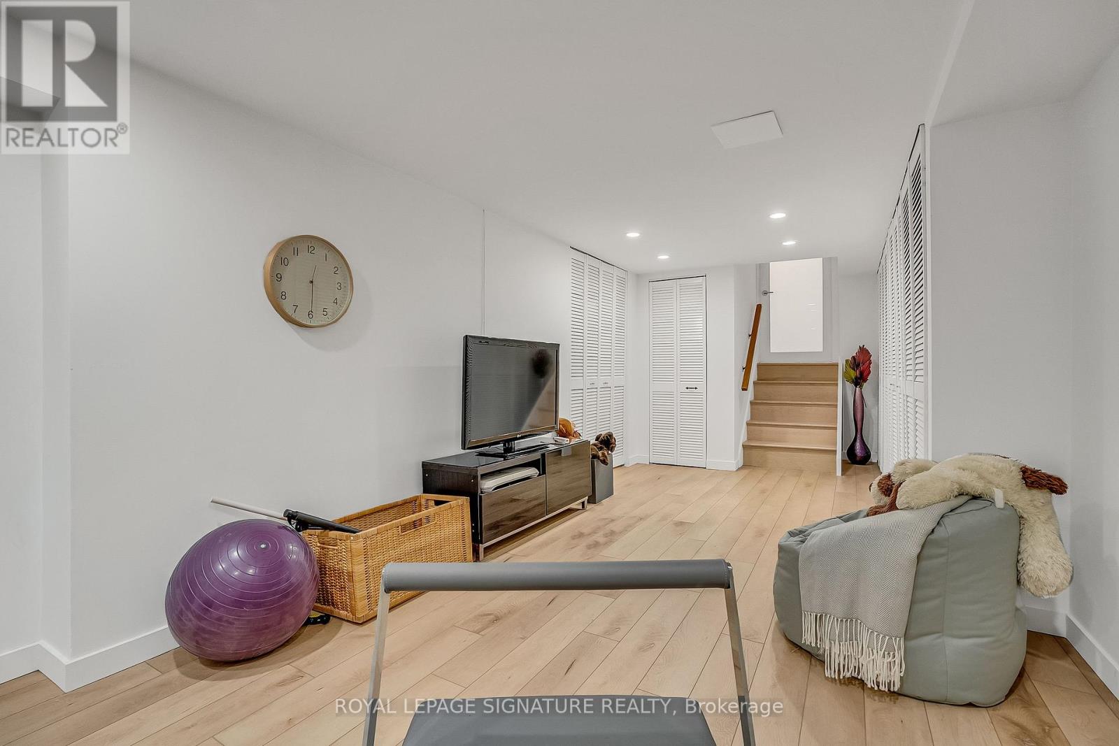 17 KESTELL LANE - 35
