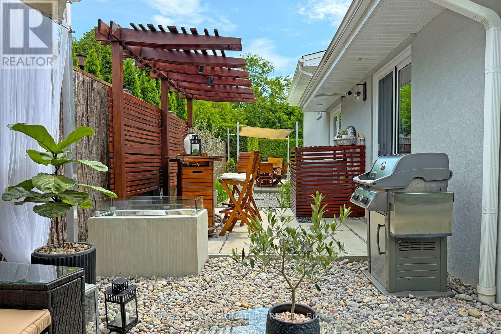 17 KESTELL LANE - 38