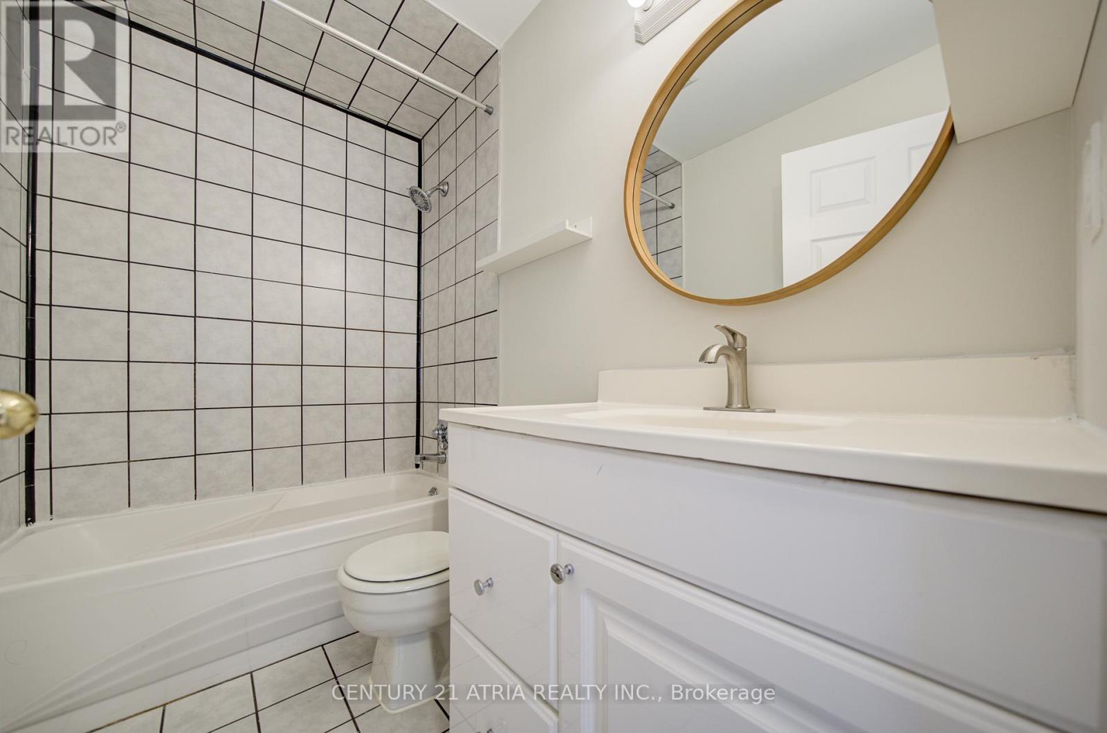 #310 897 SHEPPARD AVENUE - 18