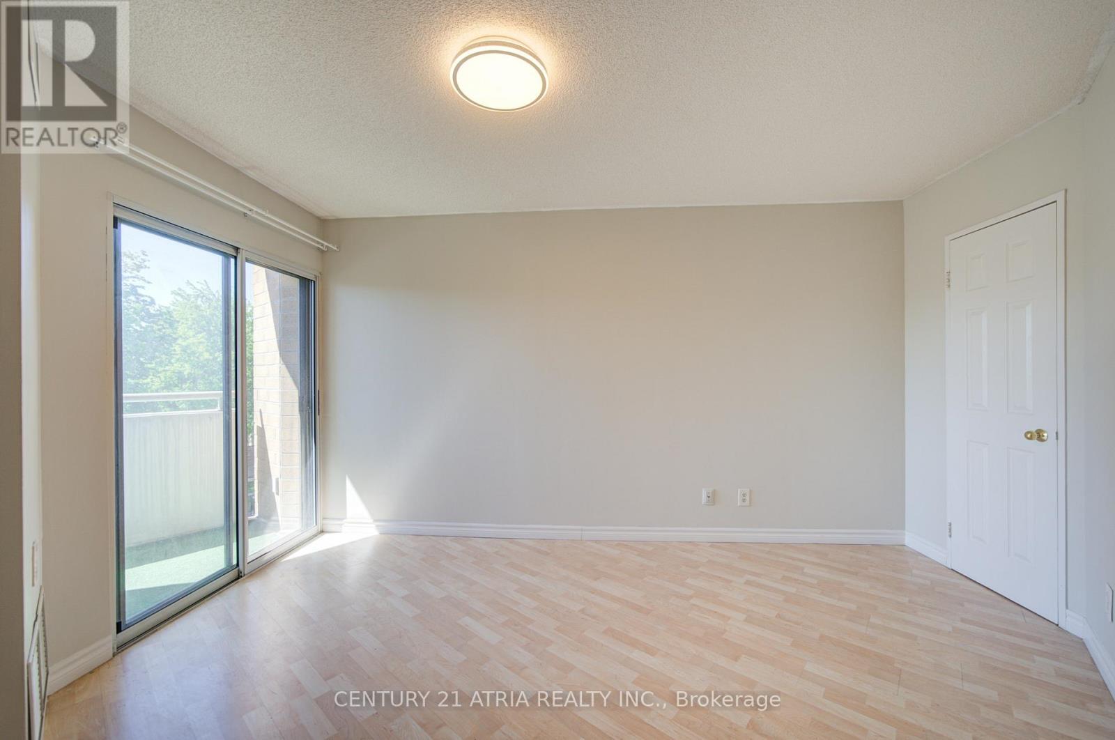 #310 897 SHEPPARD AVENUE - 20