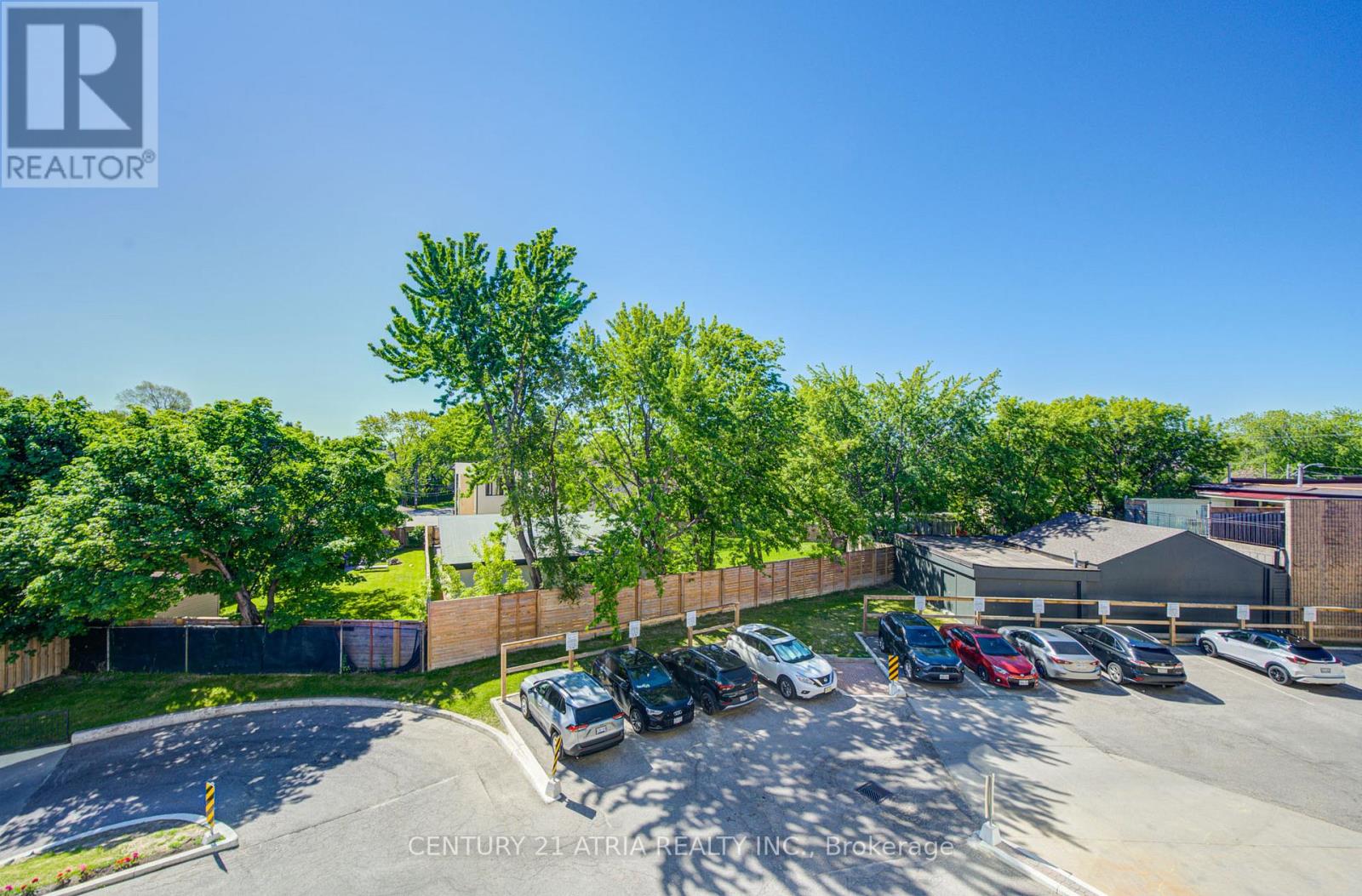 #310 897 SHEPPARD AVENUE - 28