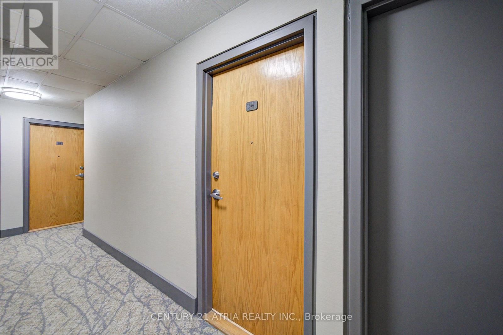 #310 897 SHEPPARD AVENUE - 4