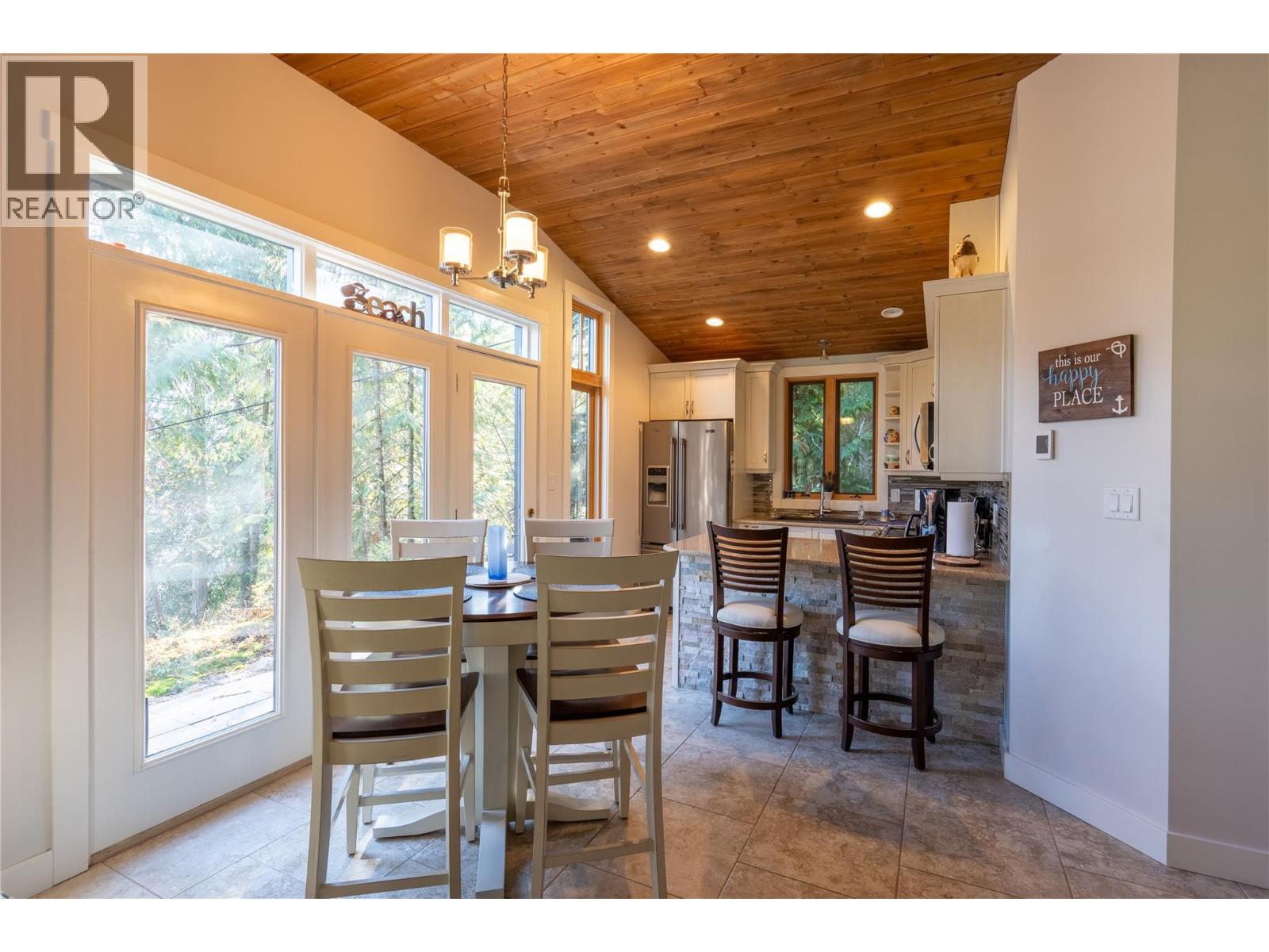 1722 WEST LAKE Drive - 77