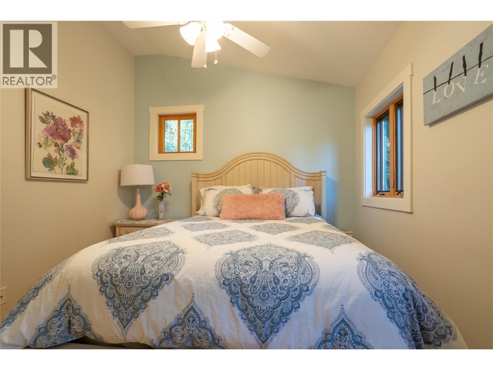 1722 WEST LAKE Drive - 90