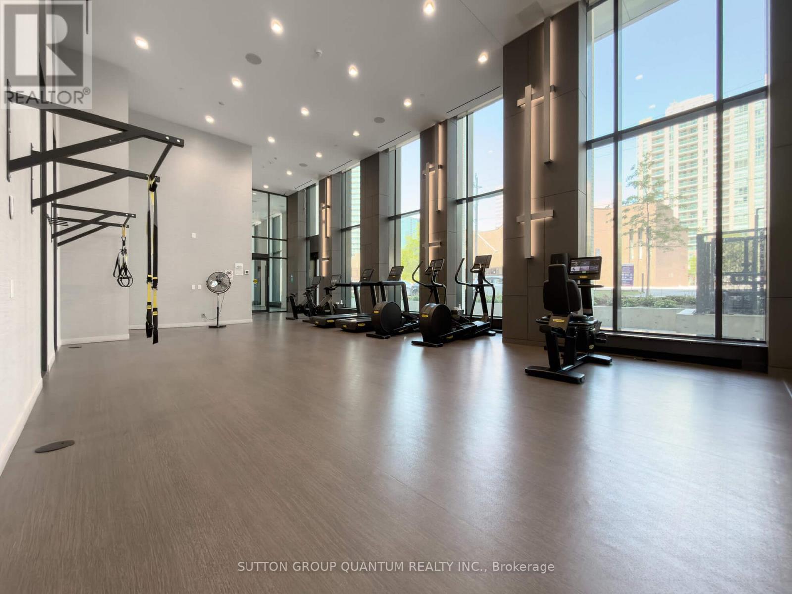 #316 15 HOLMES AVENUE - 19
