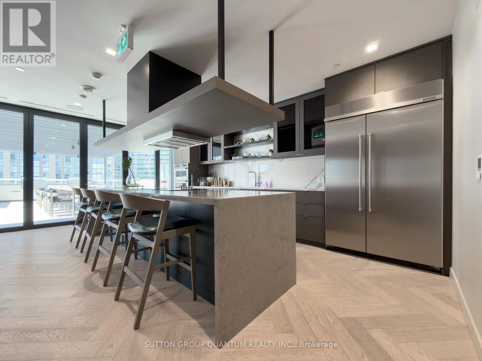 #316 15 HOLMES AVENUE - 27