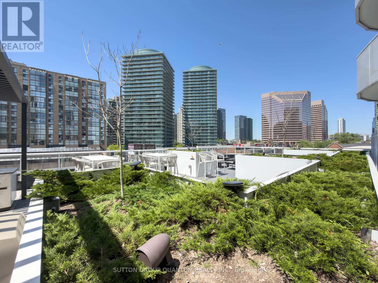 #316 15 HOLMES AVENUE - 32