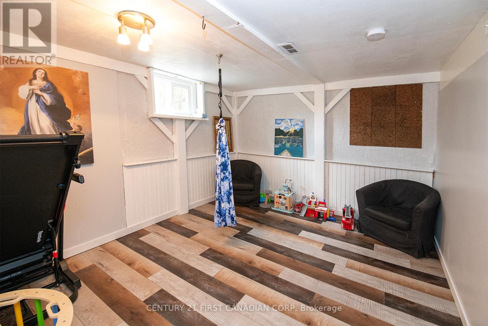 808 DULANEY DRIVE - 26