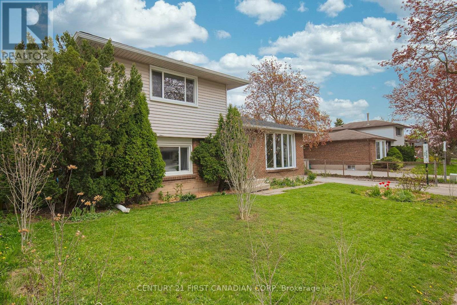 808 DULANEY DRIVE - 3