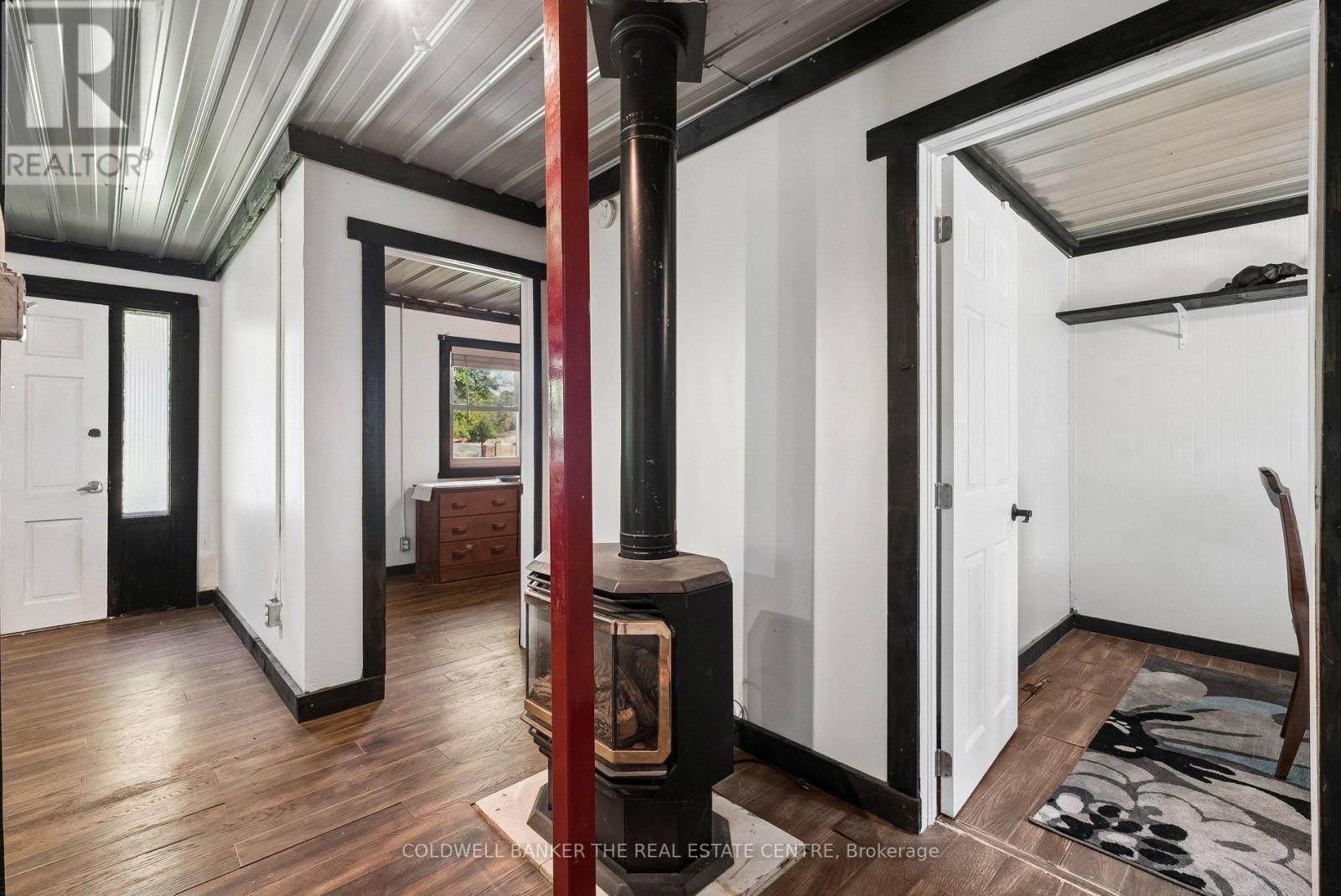 972 GILMORE AVENUE - 13