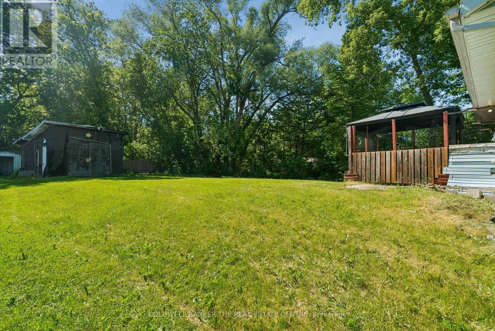 972 GILMORE AVENUE - 25